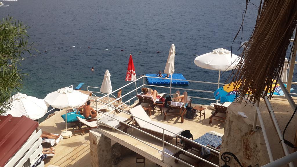 Caretta Hotel Kalkan Exterior foto