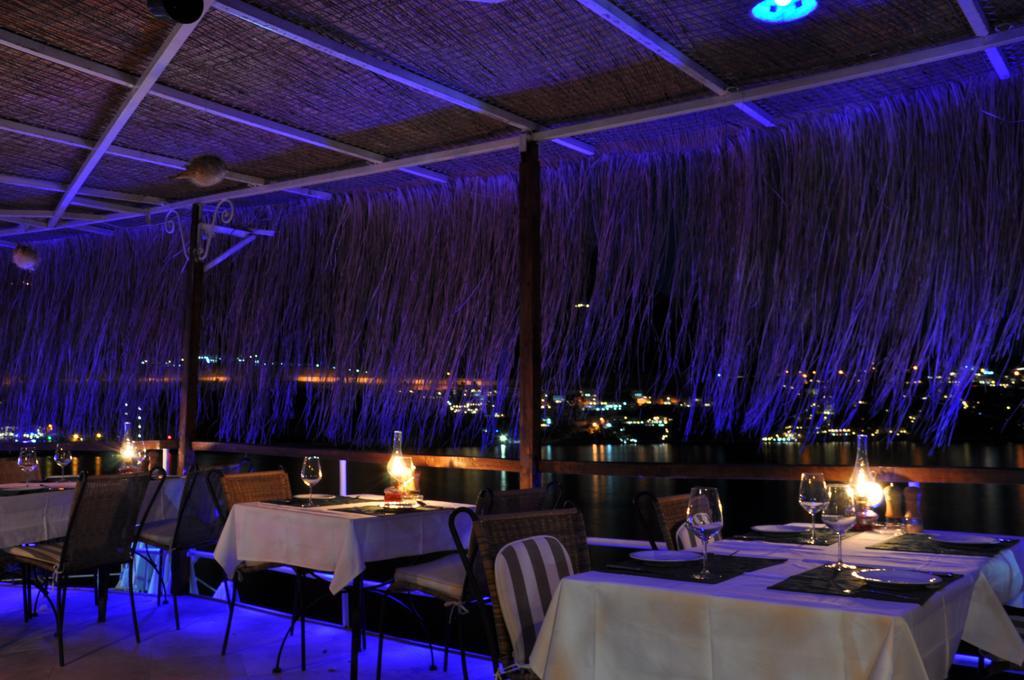 Caretta Hotel Kalkan Exterior foto