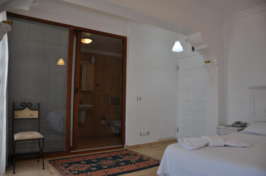 Caretta Hotel Kalkan Cameră foto