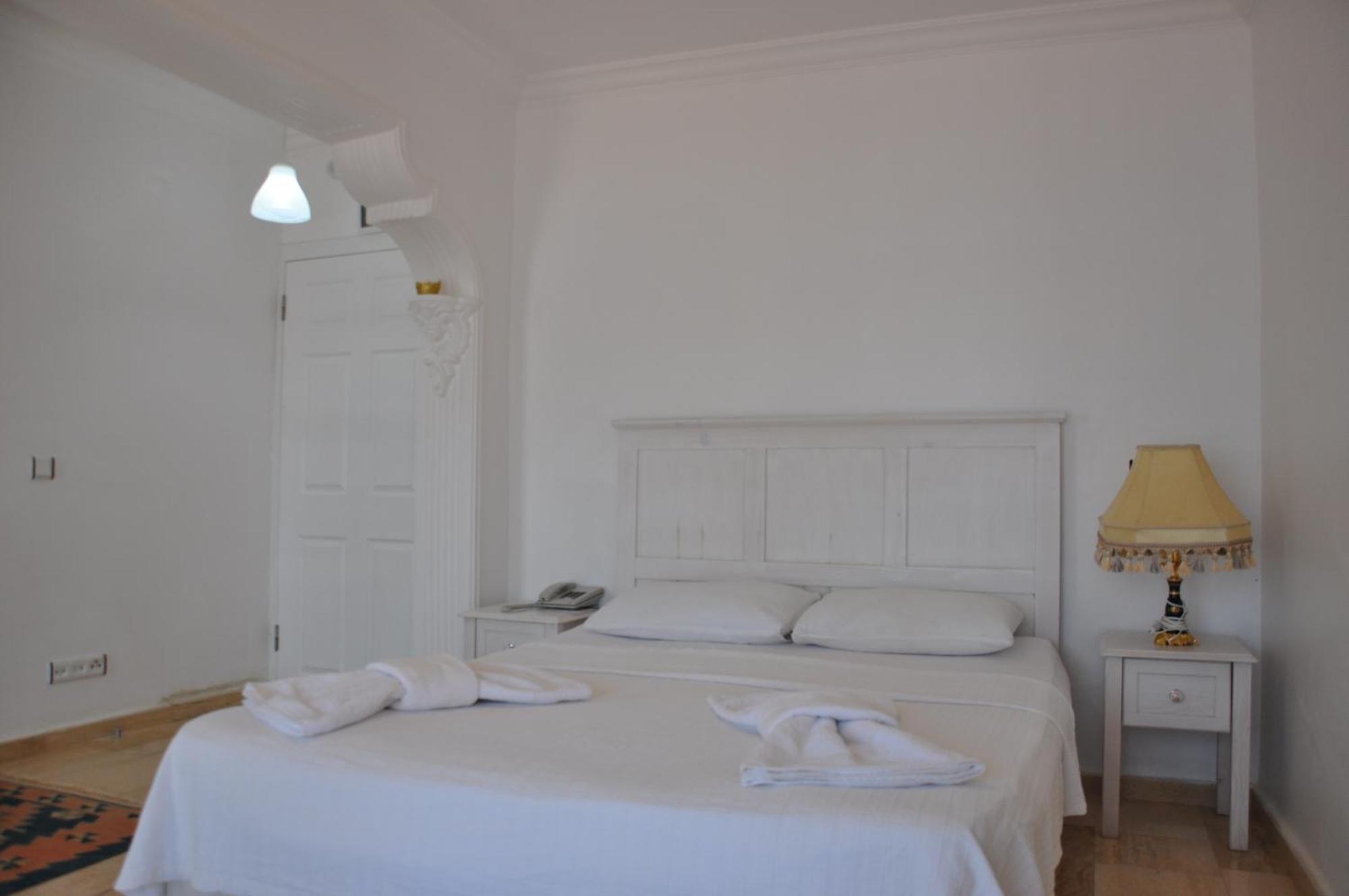 Caretta Hotel Kalkan Cameră foto