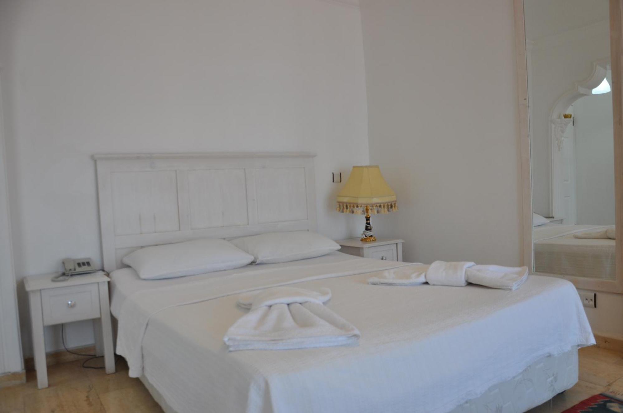 Caretta Hotel Kalkan Cameră foto